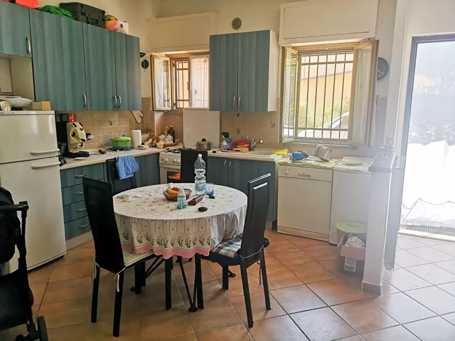 Immagine 3 di Appartamento in vendita  a Massa