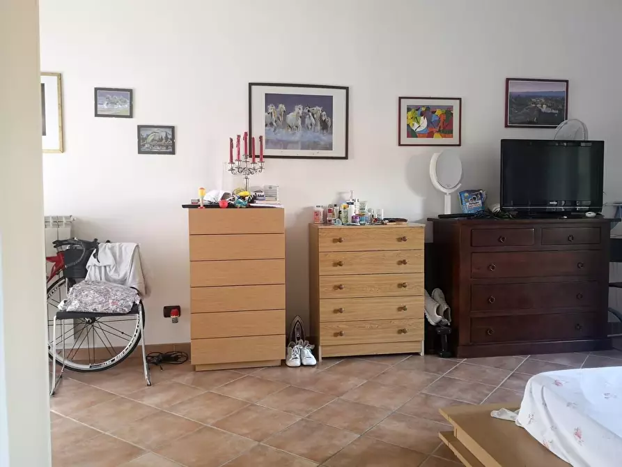 Immagine 13 di Appartamento in vendita  a Massa