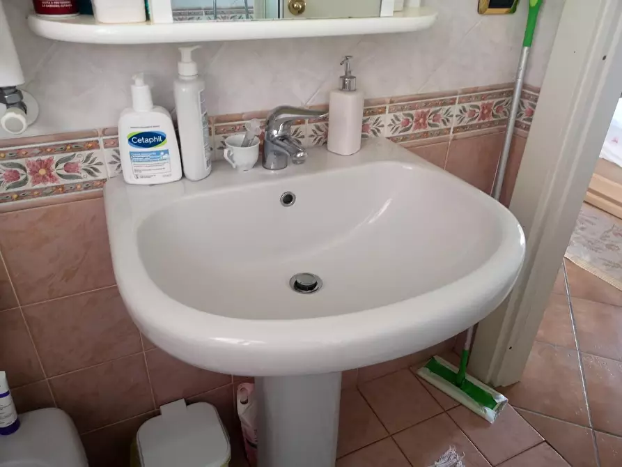 Immagine 15 di Appartamento in vendita  a Massa