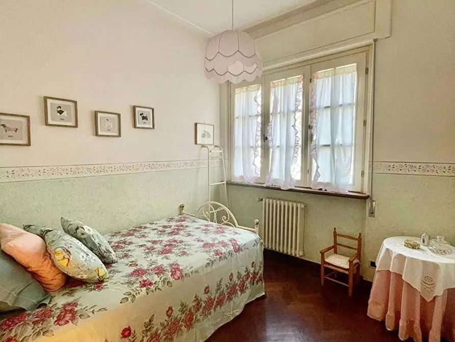 Immagine 27 di Villa in vendita  a Massarosa