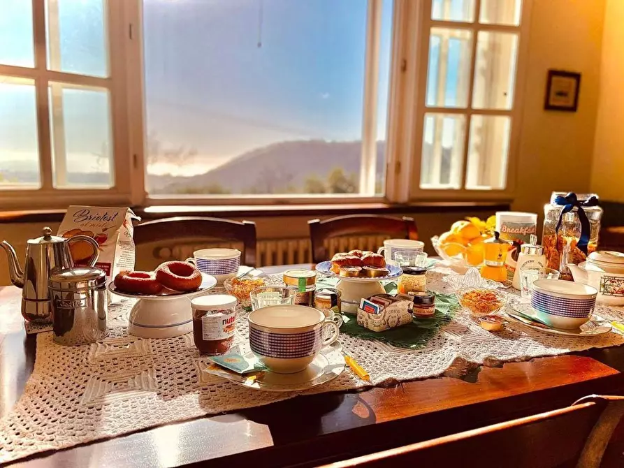 Immagine 16 di Villa in vendita  a Massarosa