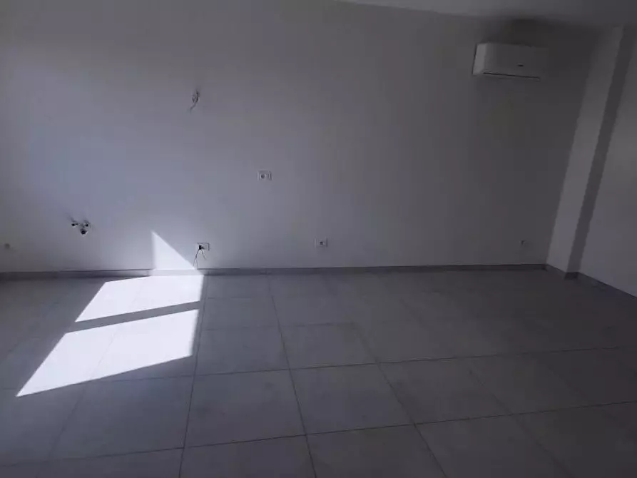 Immagine 3 di Appartamento in vendita  a Rosignano Marittimo