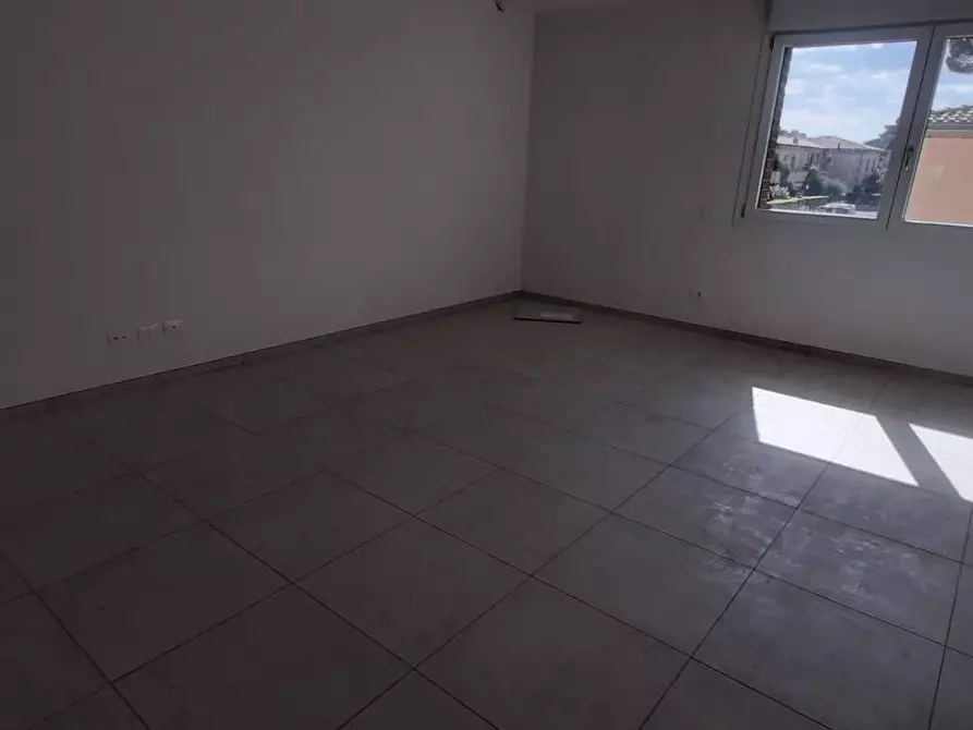 Immagine 1 di Appartamento in vendita  a Rosignano Marittimo