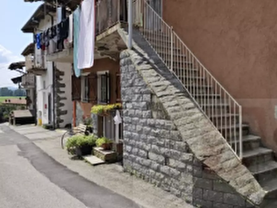 Immagine 3 di Terratetto in vendita  a Palazzo Canavese