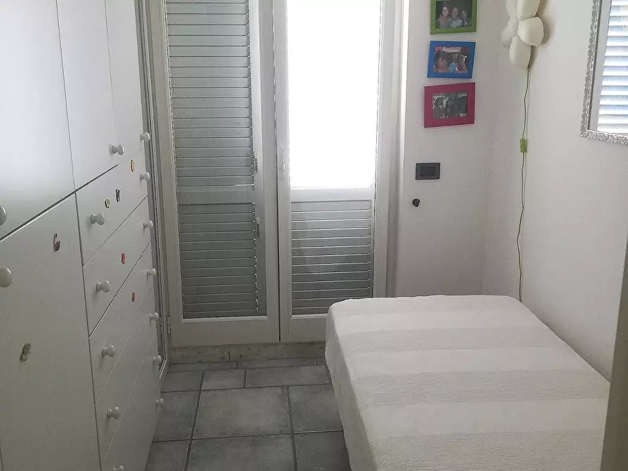 Immagine 7 di Appartamento in vendita  a Massa