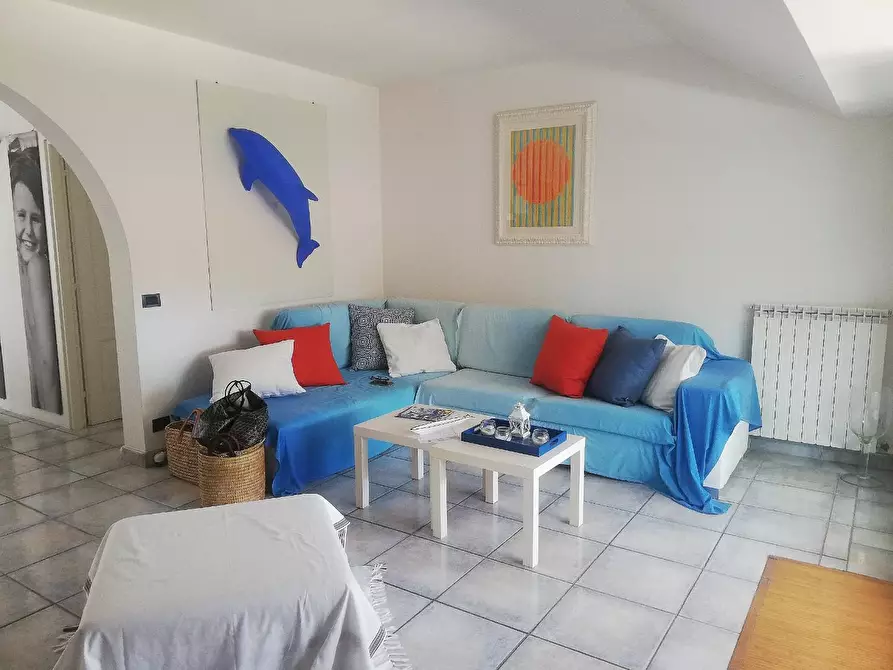 Immagine 1 di Appartamento in vendita  a Massa