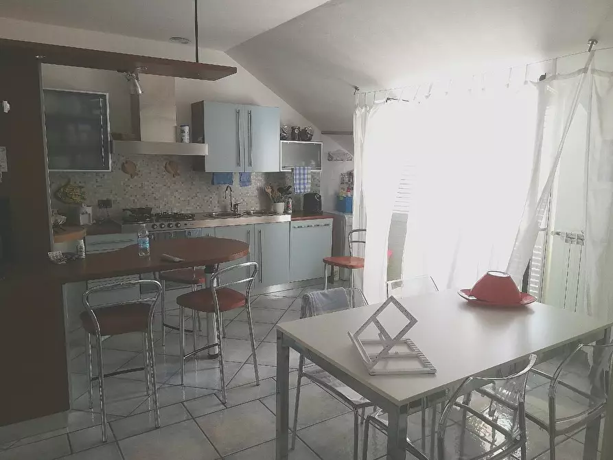 Immagine 5 di Appartamento in vendita  a Massa