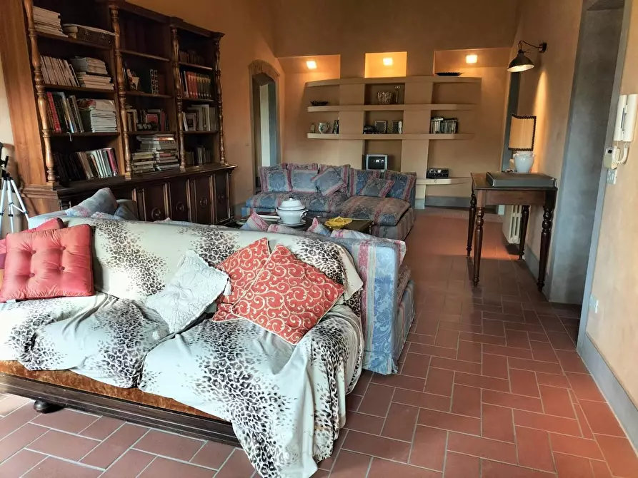 Immagine 30 di Casa colonica in vendita  a Fauglia