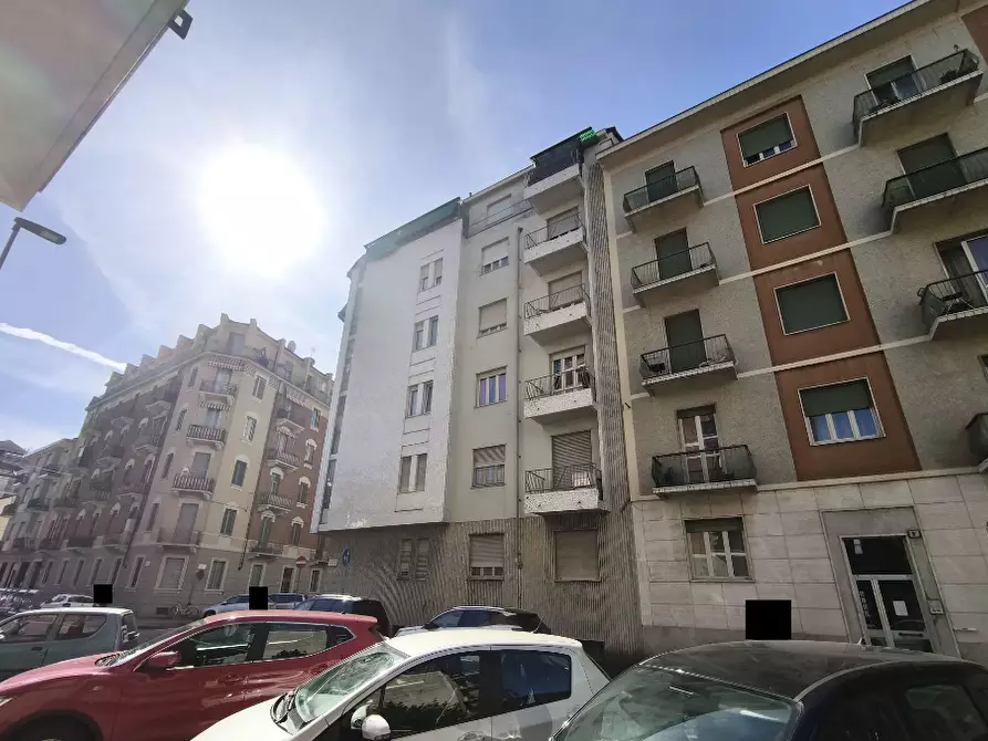 Immagine 1 di Appartamento in vendita  a Torino