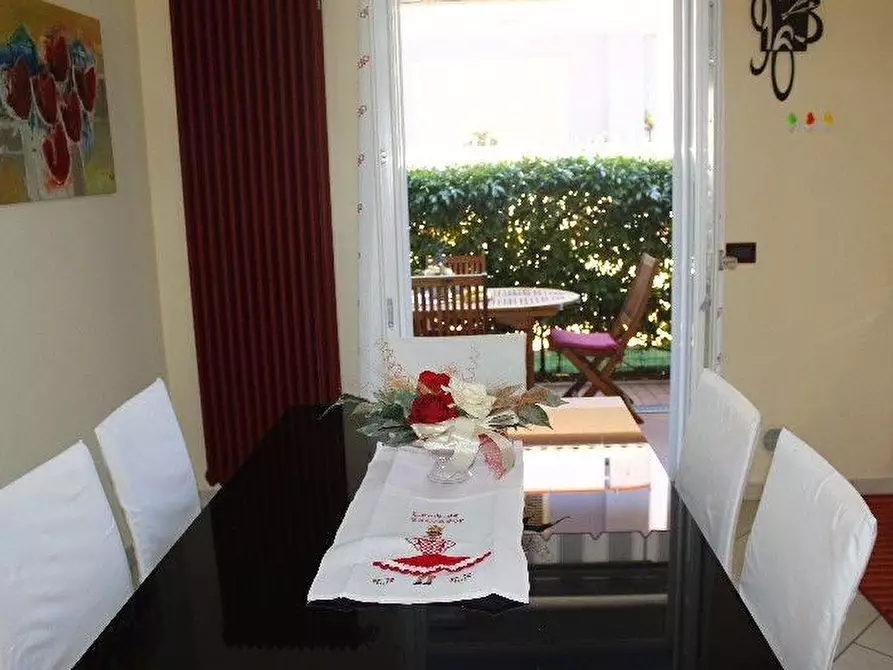 Immagine 13 di Appartamento in vendita  a Rosignano Marittimo