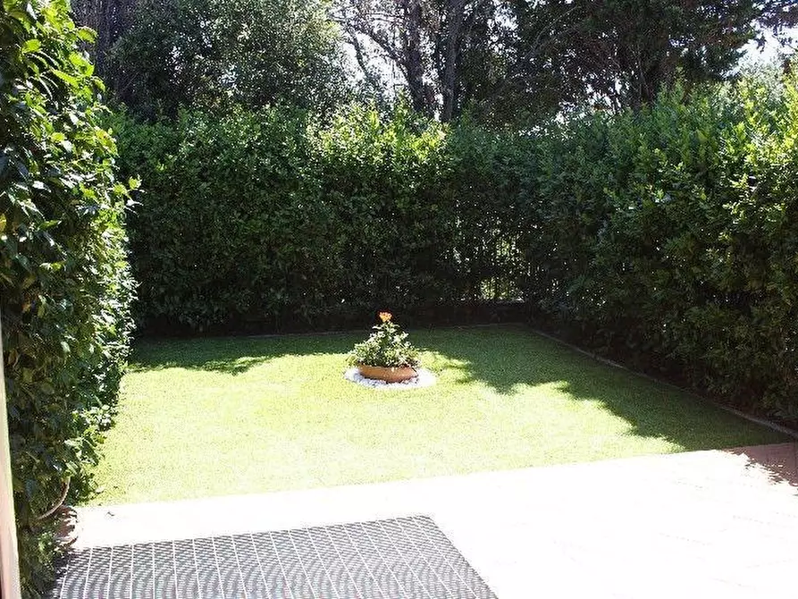 Immagine 26 di Appartamento in vendita  a Rosignano Marittimo