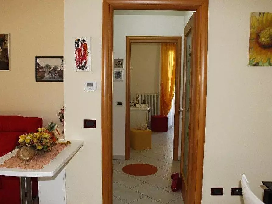 Immagine 15 di Appartamento in vendita  a Rosignano Marittimo