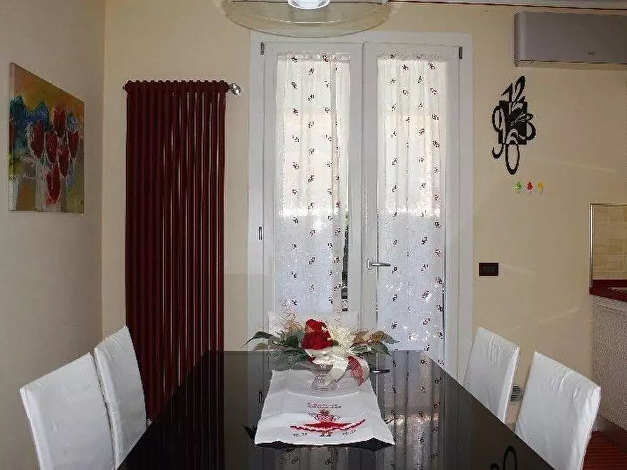 Immagine 10 di Appartamento in vendita  a Rosignano Marittimo