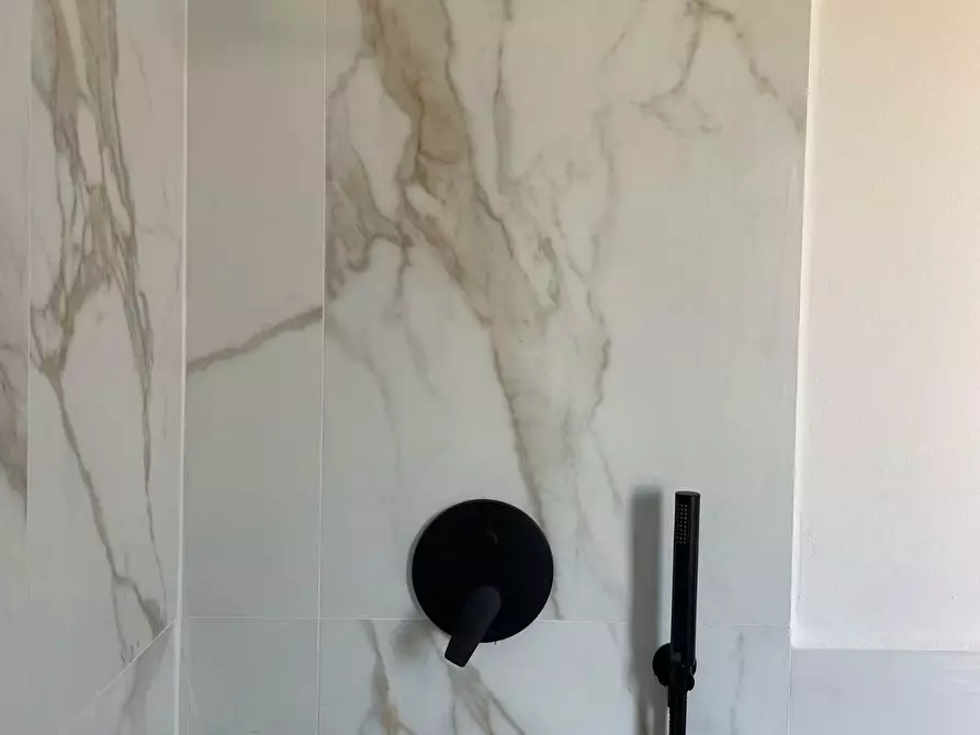 Immagine 7 di Villetta a schiera in vendita  a Crespina Lorenzana