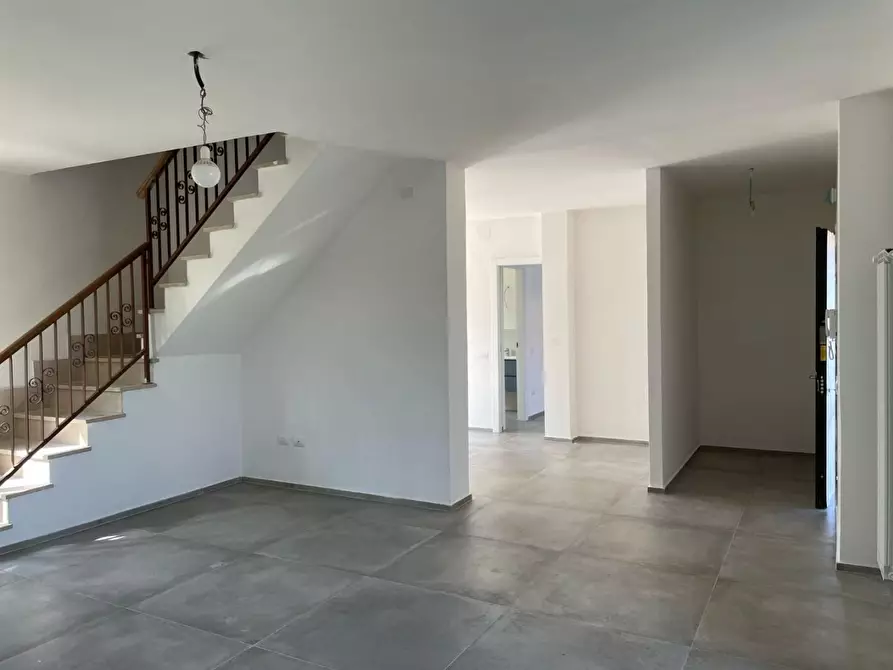 Immagine 21 di Villetta a schiera in vendita  a Crespina Lorenzana