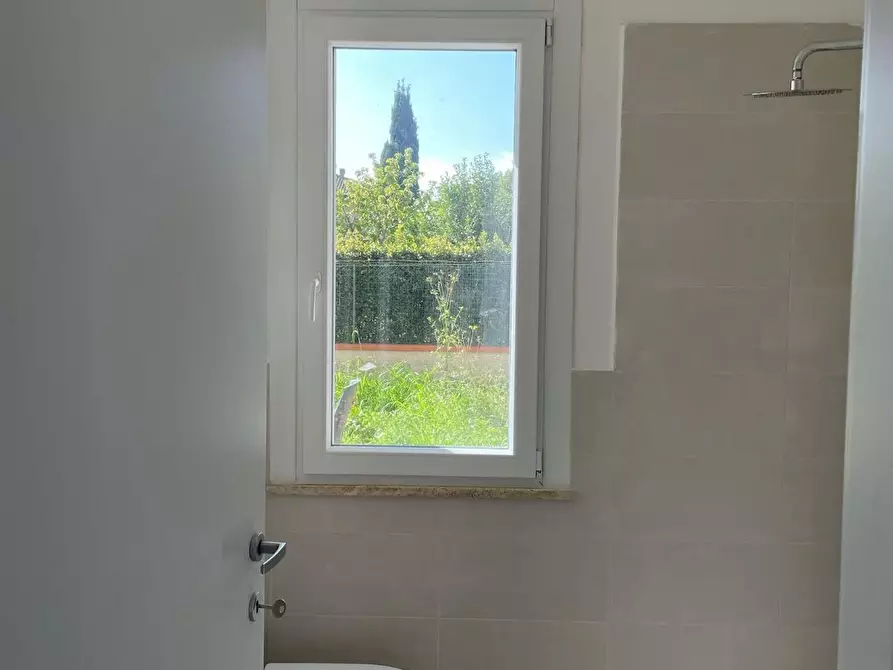 Immagine 12 di Villetta a schiera in vendita  a Crespina Lorenzana