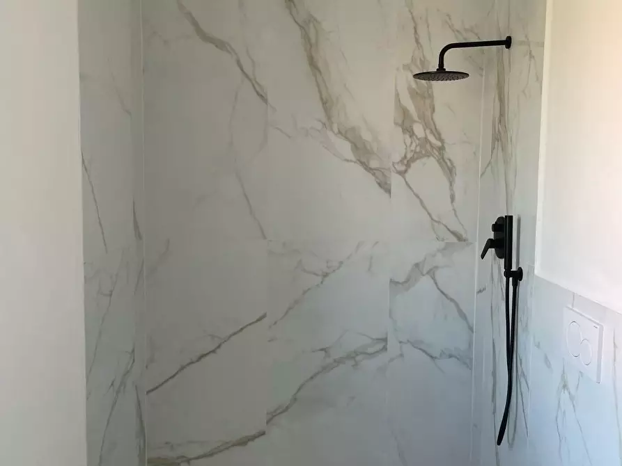 Immagine 6 di Villetta a schiera in vendita  a Crespina Lorenzana