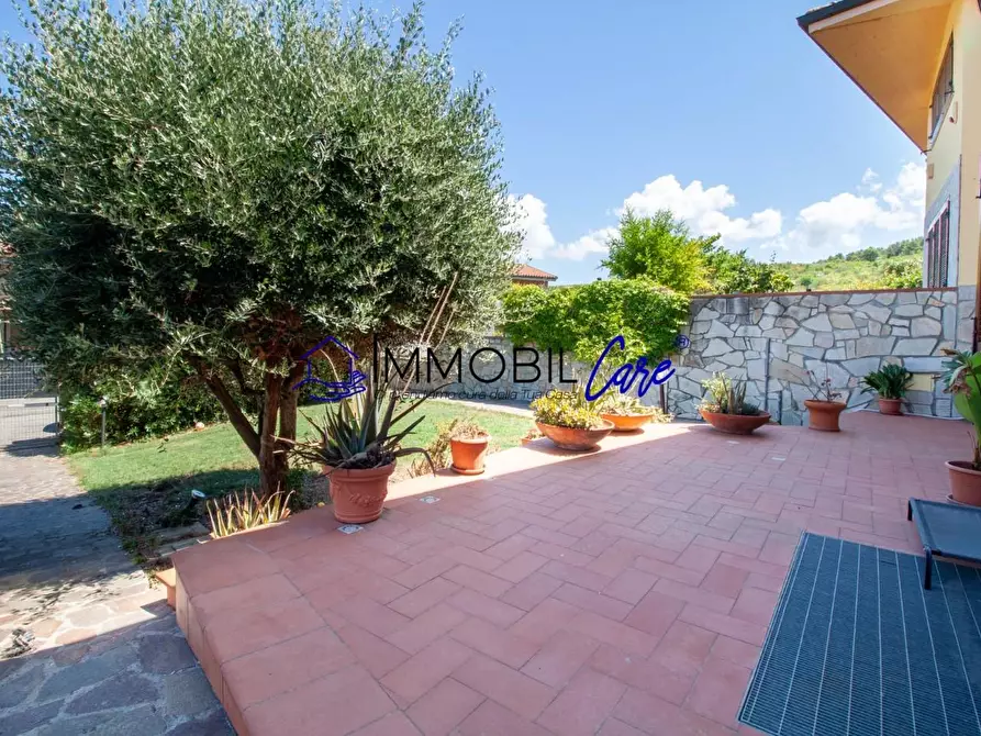 Immagine 4 di Appartamento in vendita  a Livorno