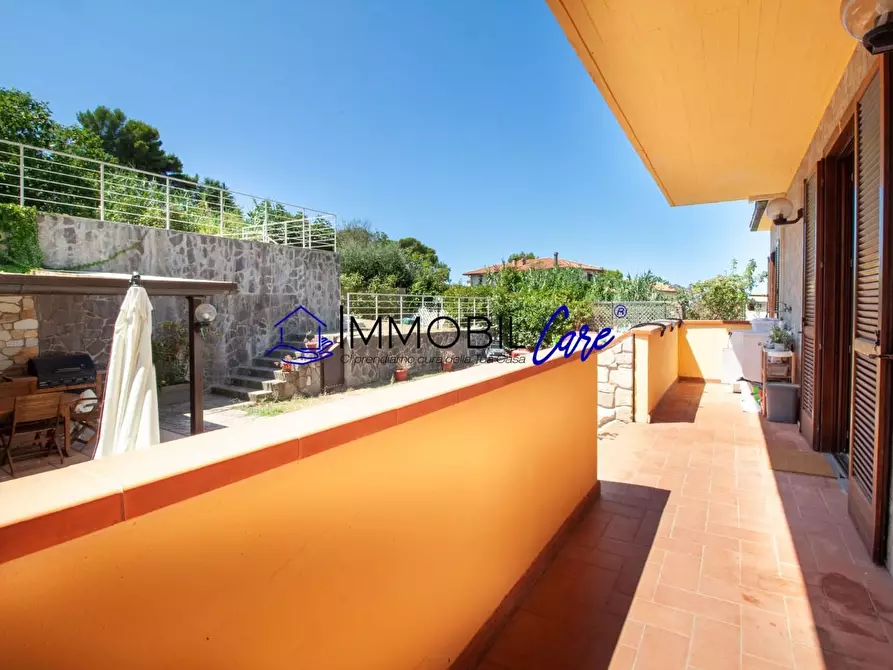 Immagine 29 di Appartamento in vendita  a Livorno