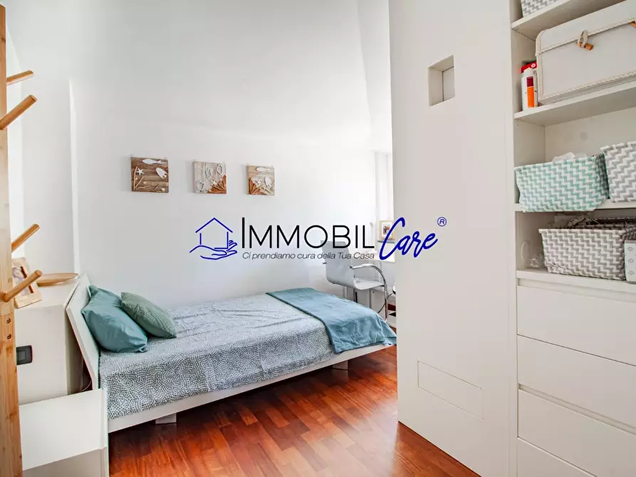 Immagine 20 di Appartamento in vendita  a Livorno