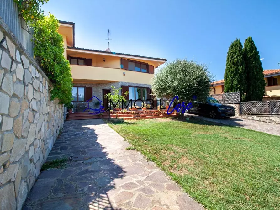 Immagine 1 di Appartamento in vendita  a Livorno