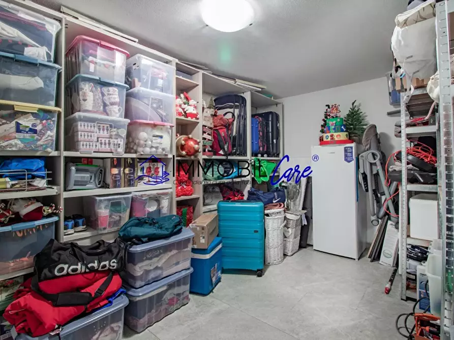 Immagine 28 di Appartamento in vendita  a Livorno