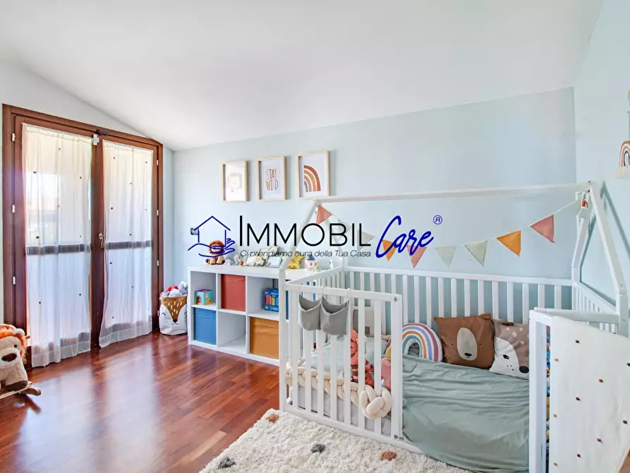 Immagine 17 di Appartamento in vendita  a Livorno