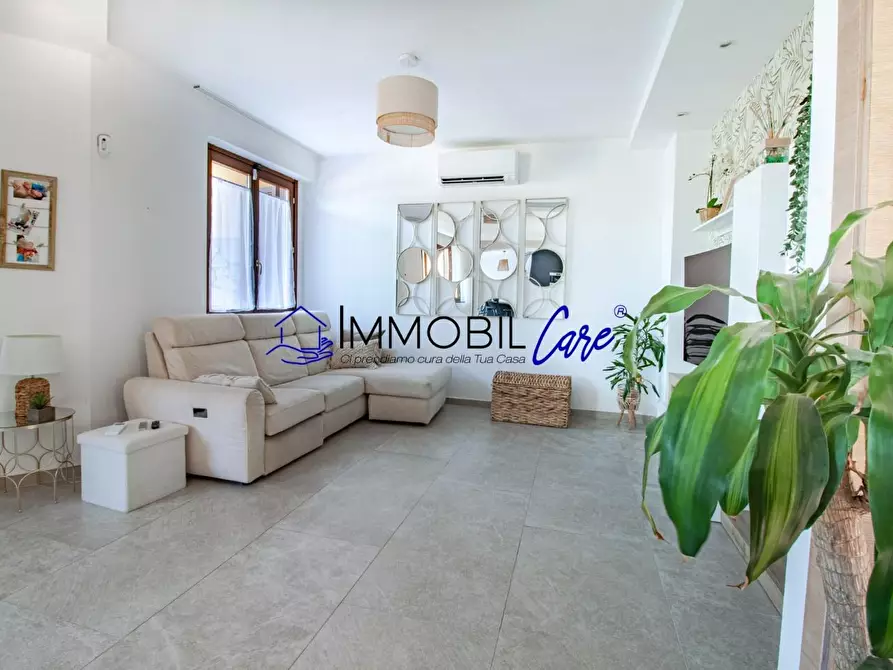 Immagine 8 di Appartamento in vendita  a Livorno