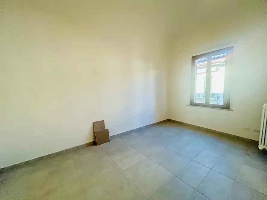Immagine 11 di Appartamento in vendita  a Empoli