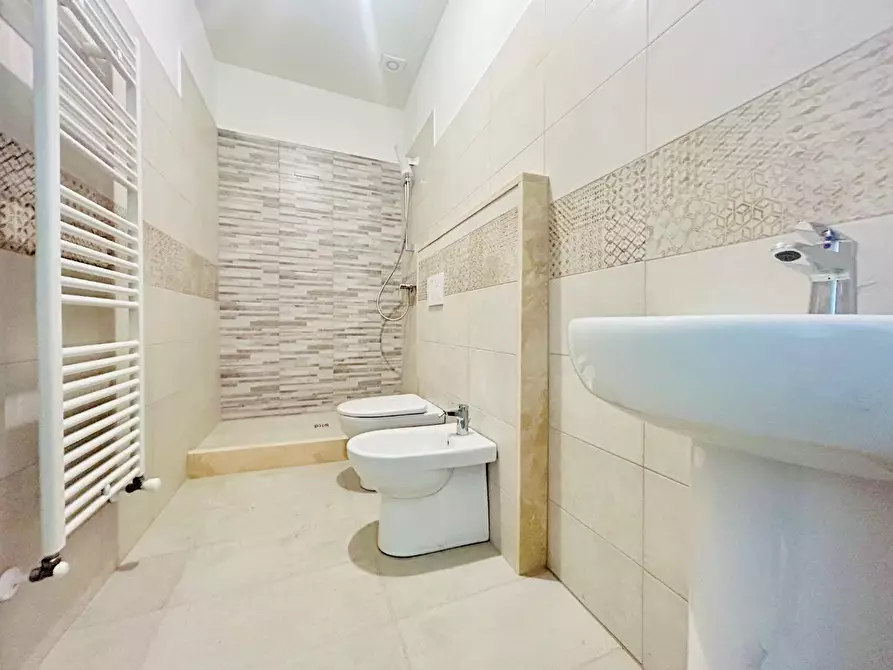 Immagine 9 di Appartamento in vendita  a Empoli