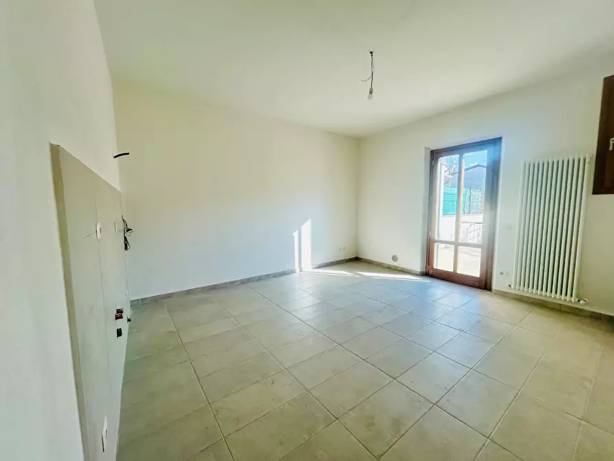 Immagine 3 di Appartamento in vendita  a Empoli