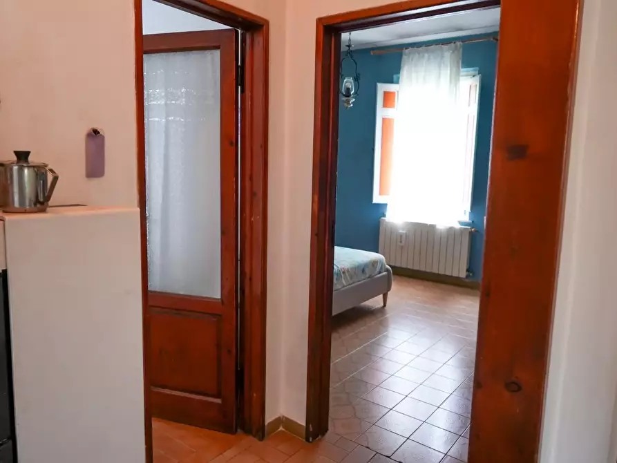 Immagine 15 di Villa in vendita  a Massa