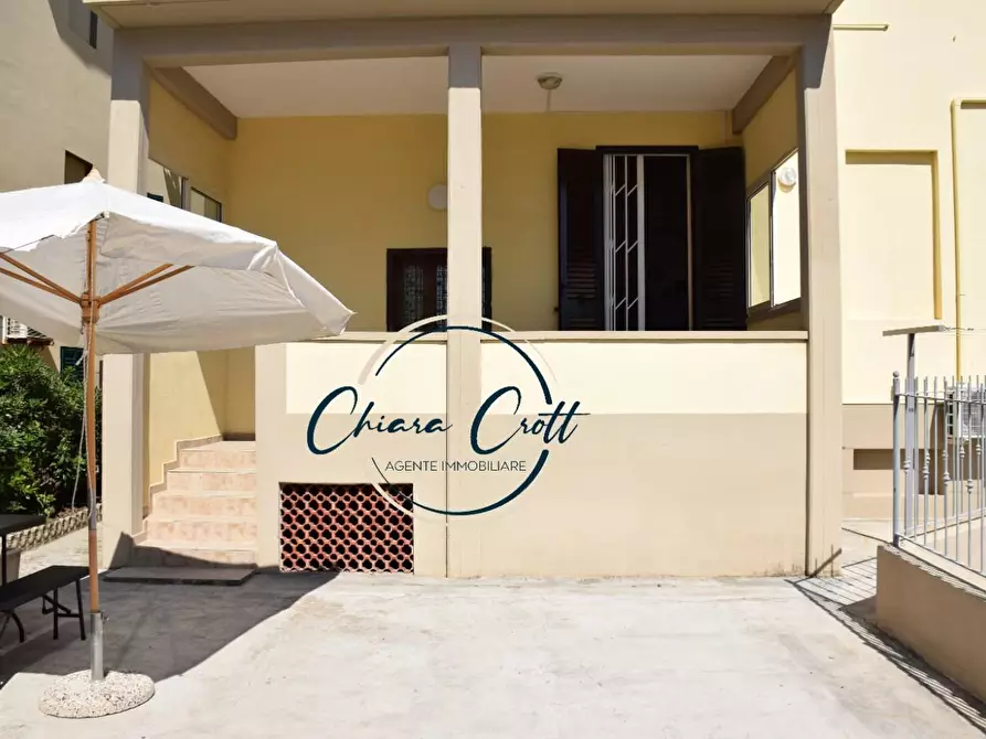 Immagine 1 di Casa bifamiliare in vendita  a San Vincenzo