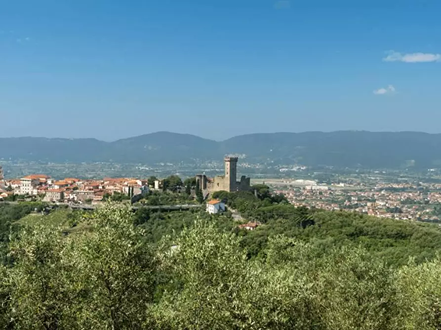 Immagine 5 di Casa bifamiliare in vendita  a Castelnuovo Magra
