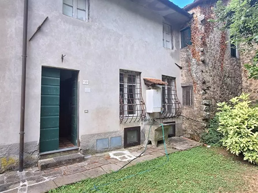 casa indipendente in vendita a Pescaglia in zona Gello