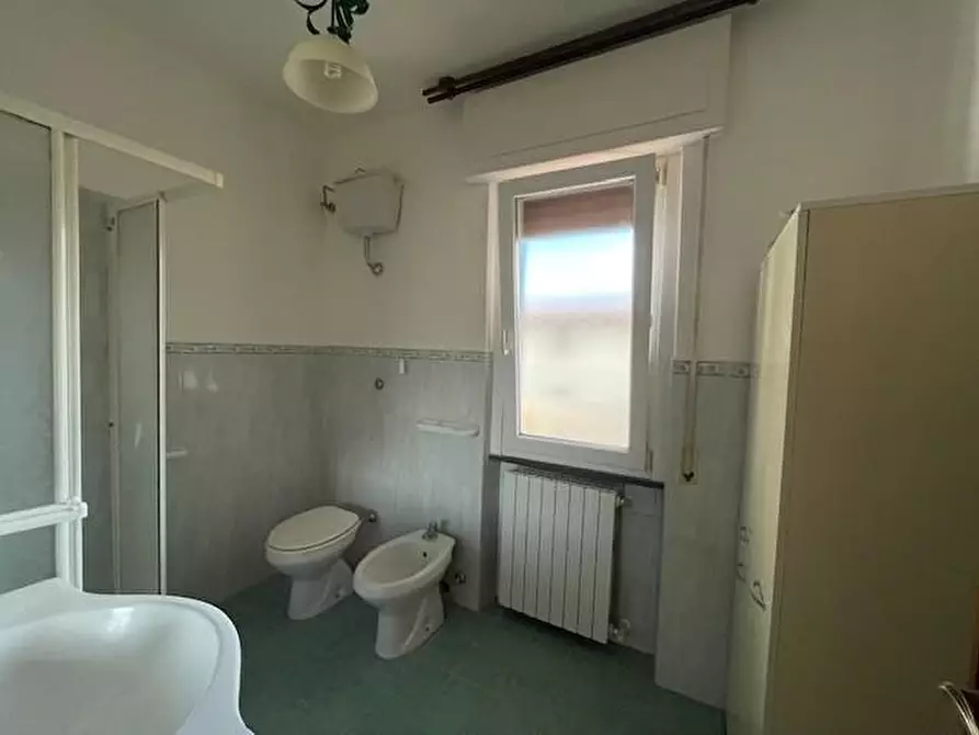 Immagine 10 di Appartamento in vendita  a Vecchiano