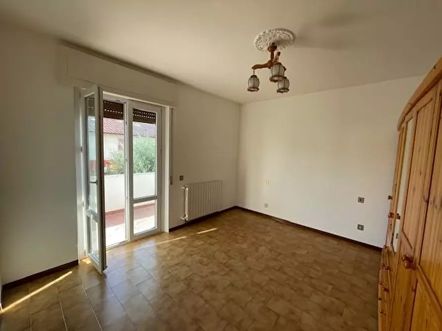 Immagine 7 di Appartamento in vendita  a Vecchiano