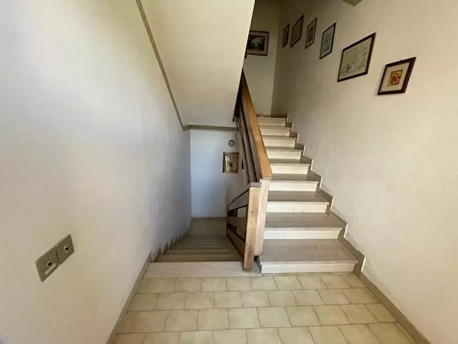 Immagine 12 di Appartamento in vendita  a Vecchiano