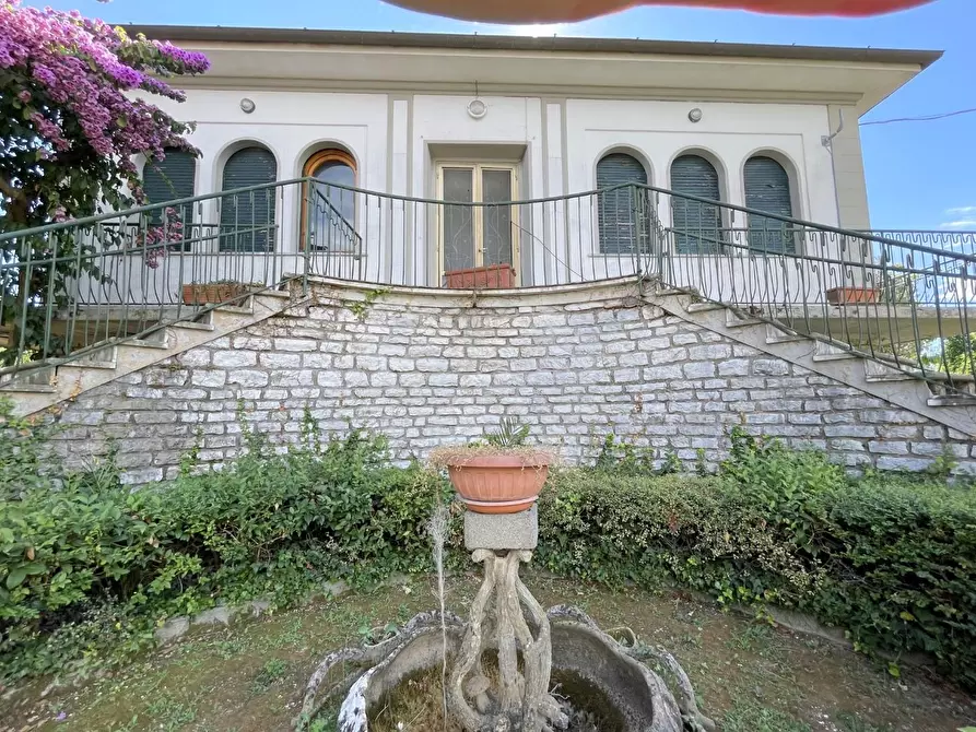 Immagine 16 di Casa indipendente in vendita  a Camaiore