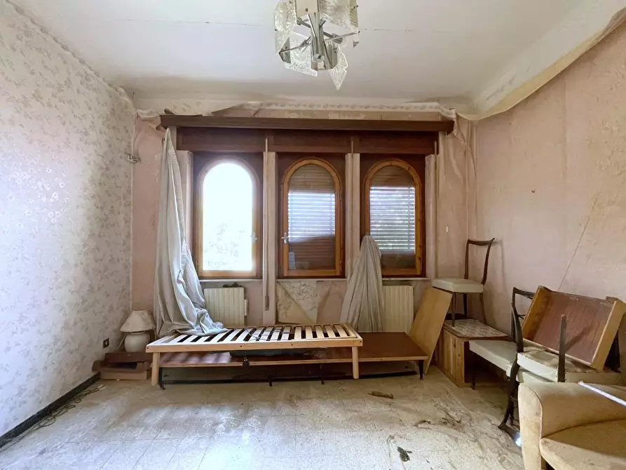 Immagine 7 di Casa indipendente in vendita  a Camaiore