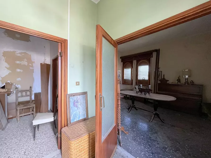 Immagine 2 di Casa indipendente in vendita  a Camaiore