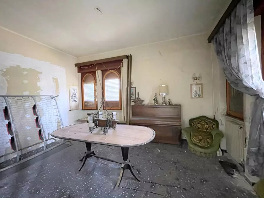 Immagine 3 di Casa indipendente in vendita  a Camaiore