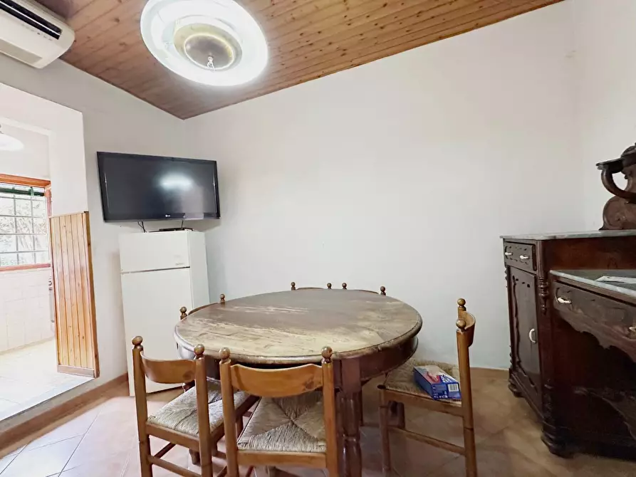 Immagine 3 di Appartamento in vendita  a Lucca