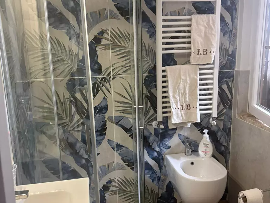 Immagine 3 di Appartamento in affitto  a Massa