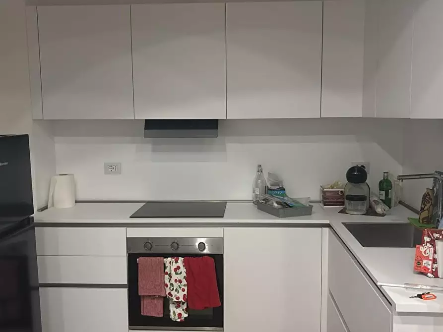 Immagine 1 di Appartamento in affitto  a Massa