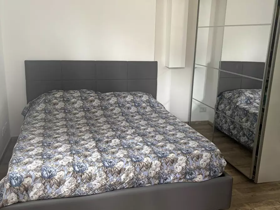 Immagine 4 di Appartamento in affitto  a Massa