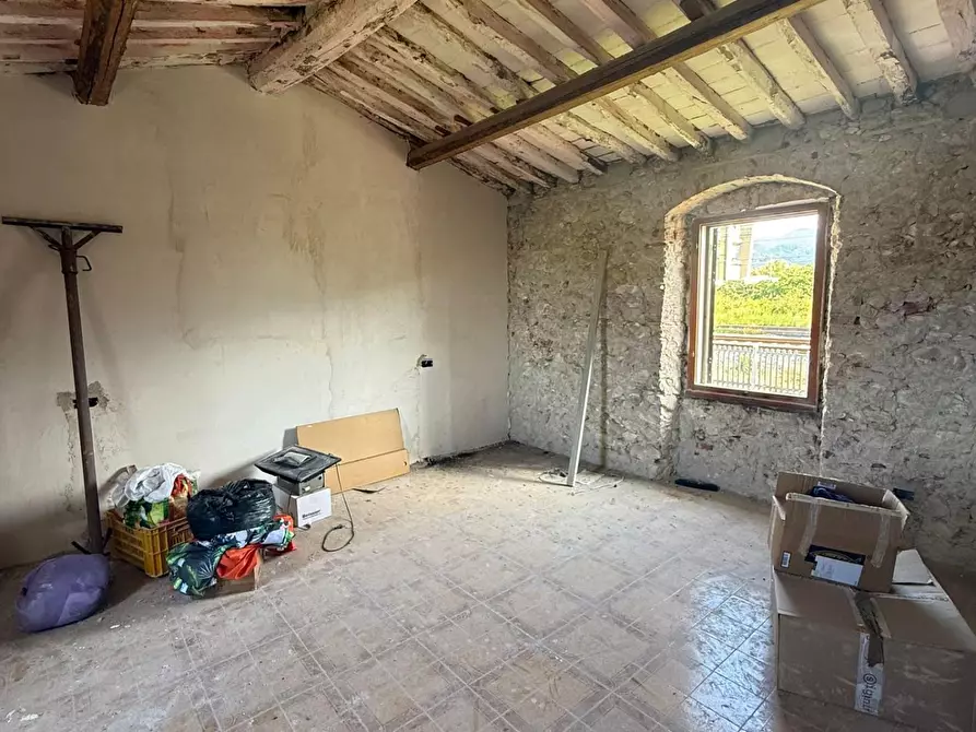 Immagine 21 di Casa semindipendente in vendita  a Carrara