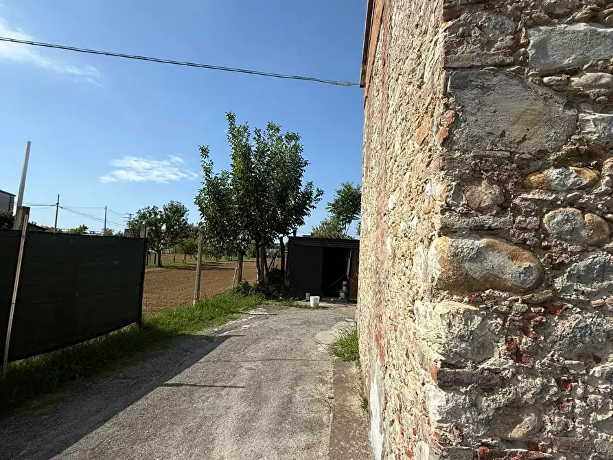 Immagine 6 di Casa semindipendente in vendita  a Carrara