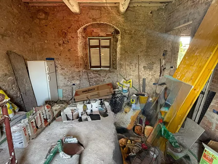 Immagine 10 di Casa semindipendente in vendita  a Carrara