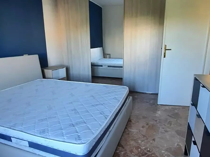 Immagine 13 di Appartamento in affitto  a Lecce